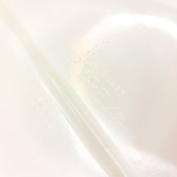 Vintage Pyrex 1.5 Qt Divided Dish White/Brown Americana Ovenware jj3553 - Picture 8 of 8